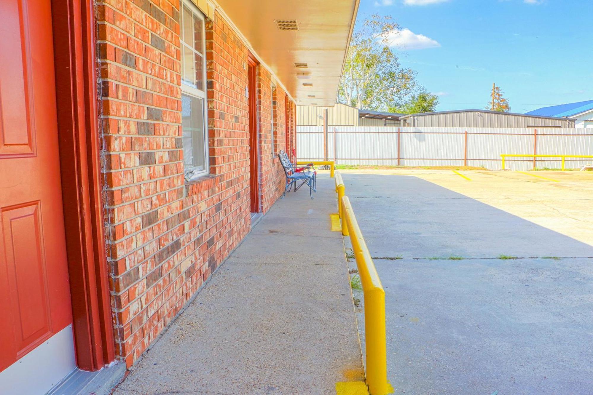 Economy Inn By Oyo Lockport Near Houma Exterior foto